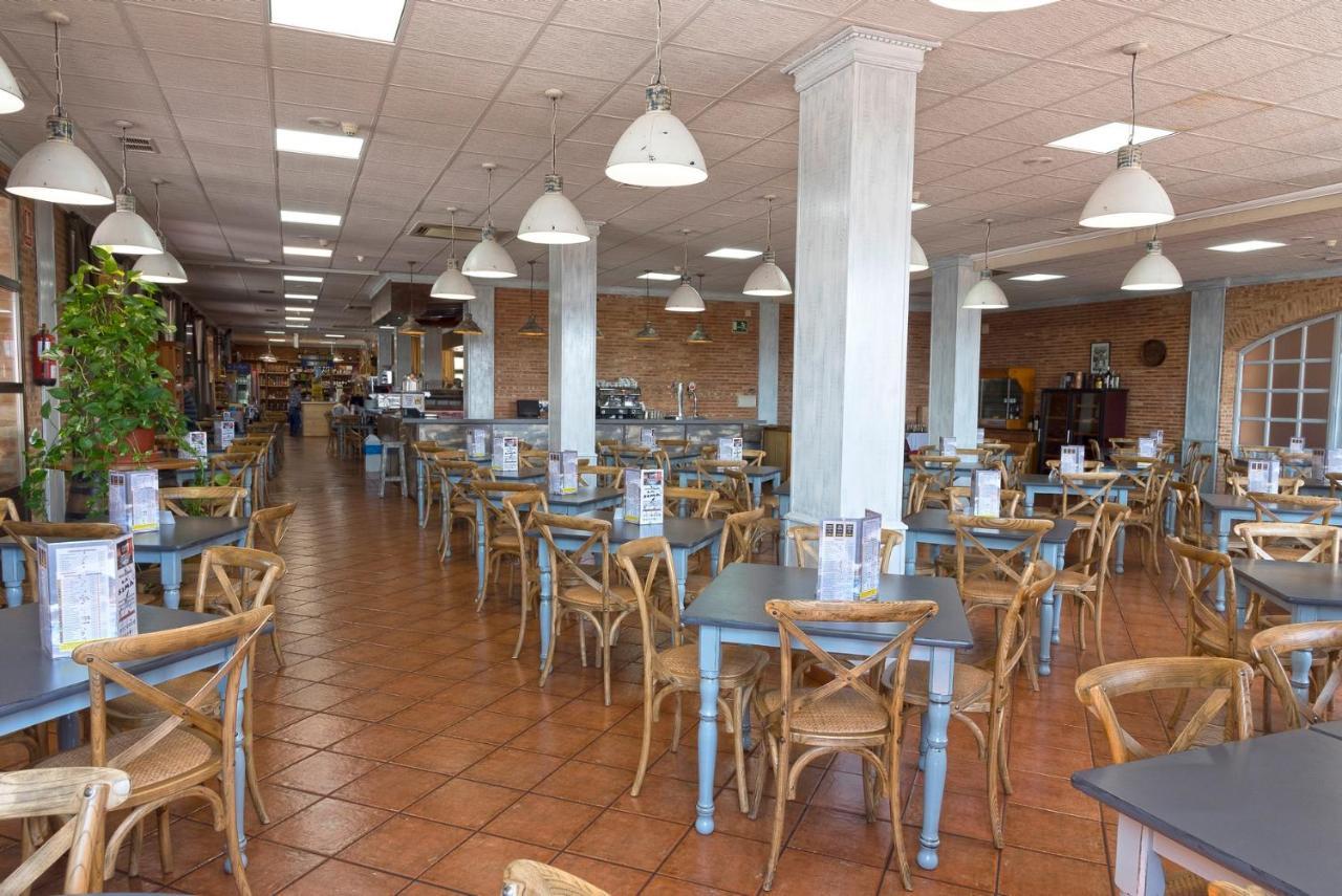 Hotel-Restaurante La Sima Кастильо-де-Гарсимуньос Экстерьер фото