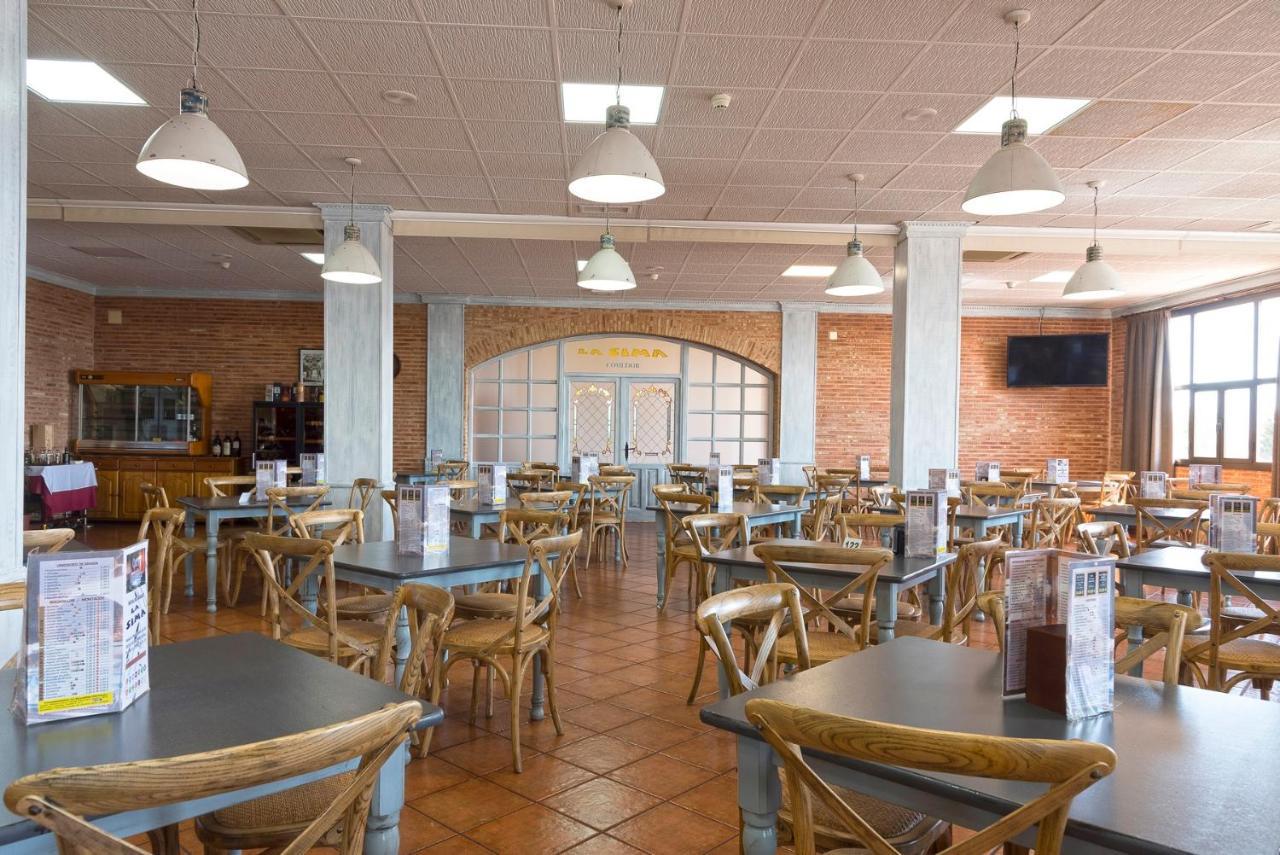 Hotel-Restaurante La Sima Кастильо-де-Гарсимуньос Экстерьер фото